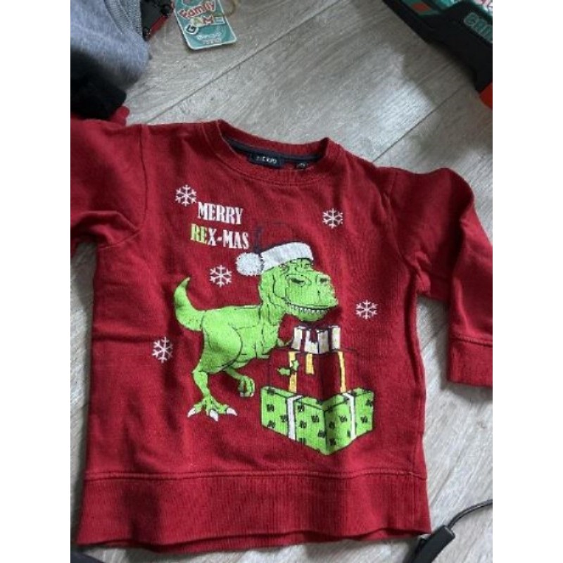 Sweat rouge dino Noël 5 ans 