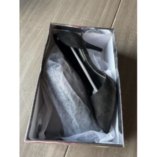 Chaussures noires femme...