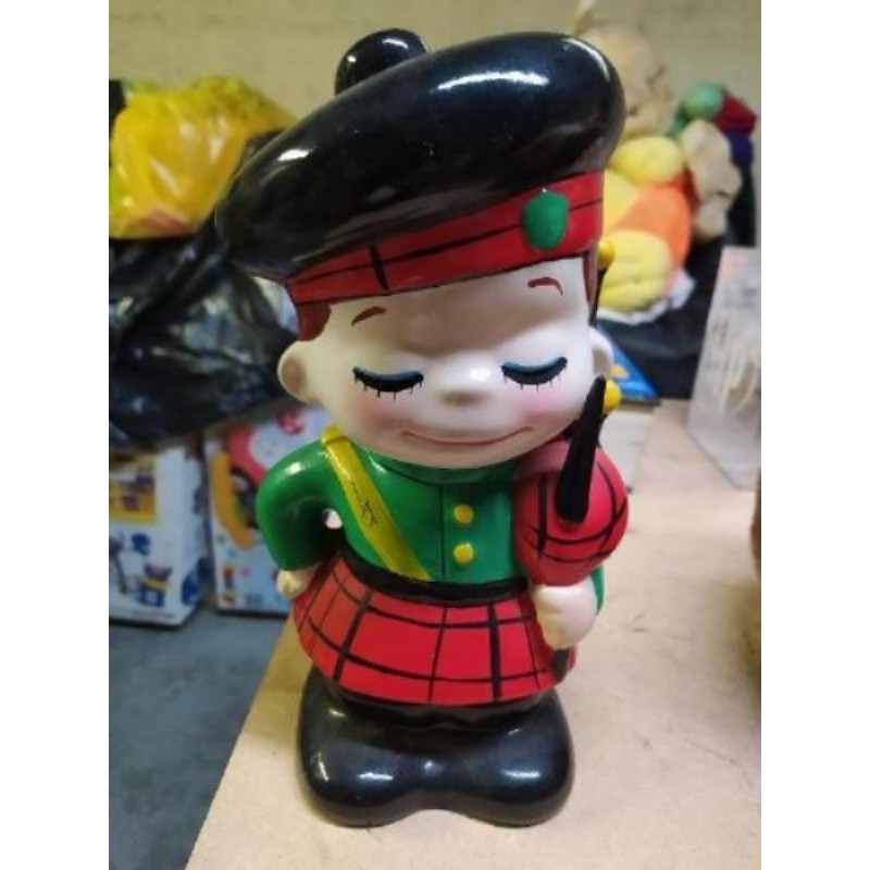 Tirelire Évoquant L'Écosse