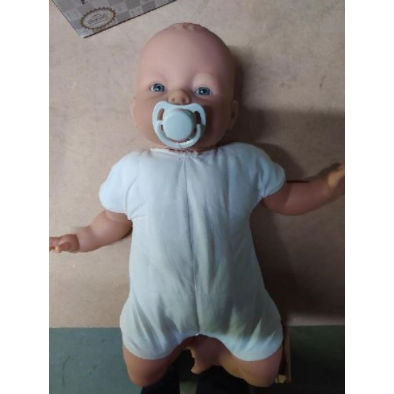 Trop Mignon Poupon Qui Parle Et Pleure