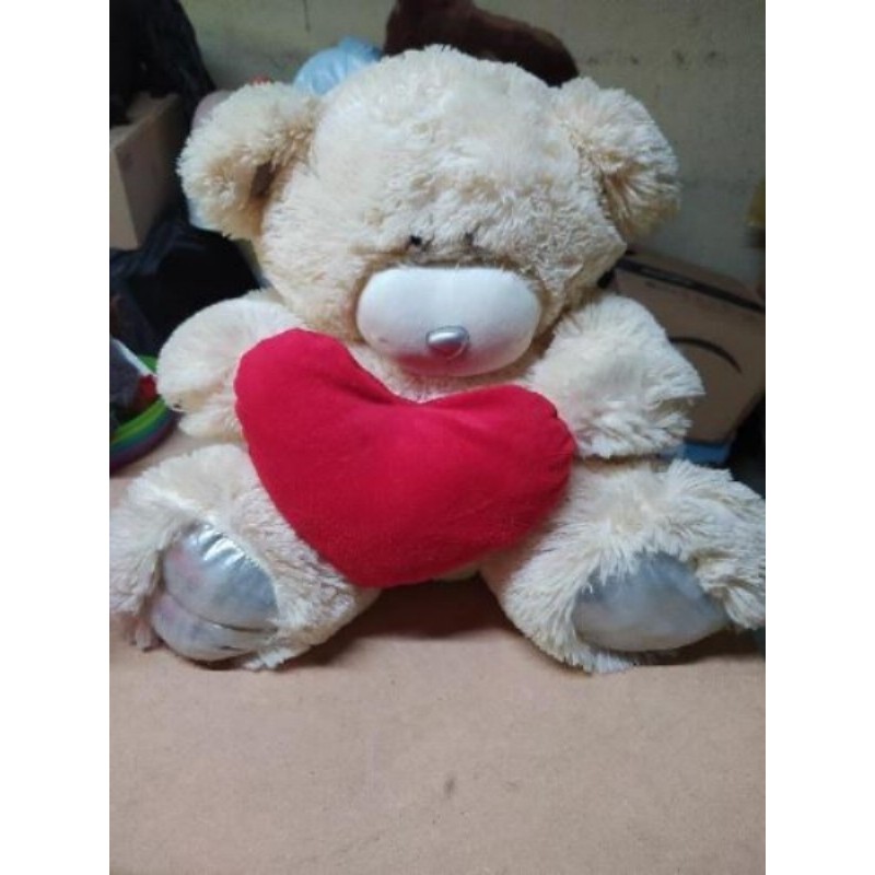 Gros Ours En Peluche Avec Coeur (TROP MIMI)