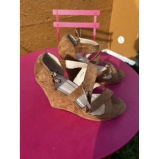 Chaussures marrons talon...