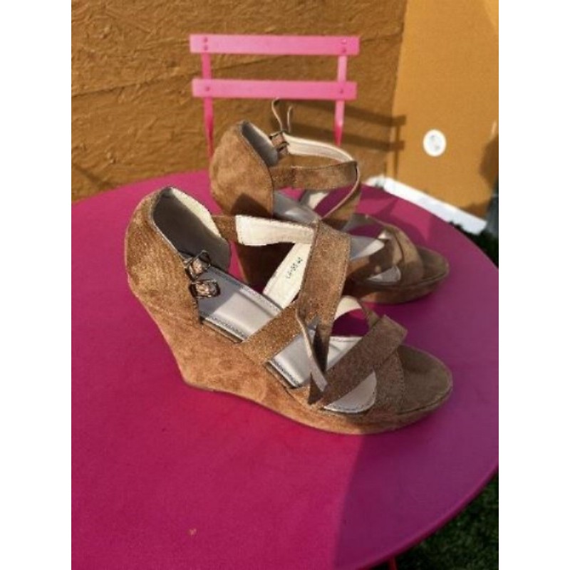 Chaussures marrons talon composé T39