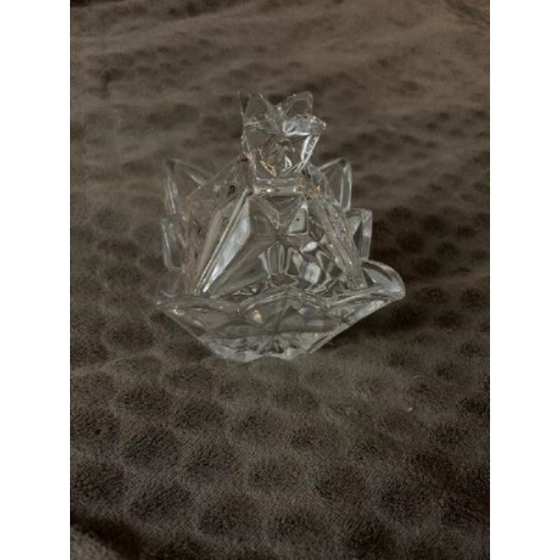 Petit récipient en verre 10cm avec couvercle 