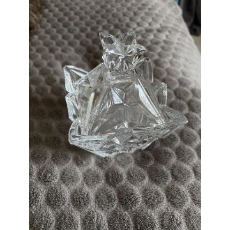 Petit récipient en verre 10 cm avec couvercle 