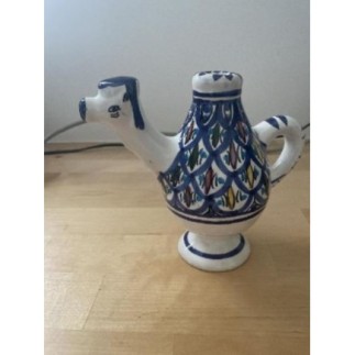 Pichet chameau magique 