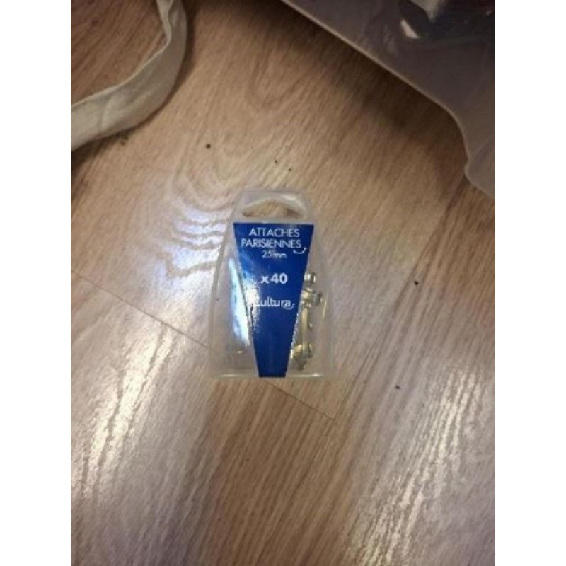 Attaches parisiennes 