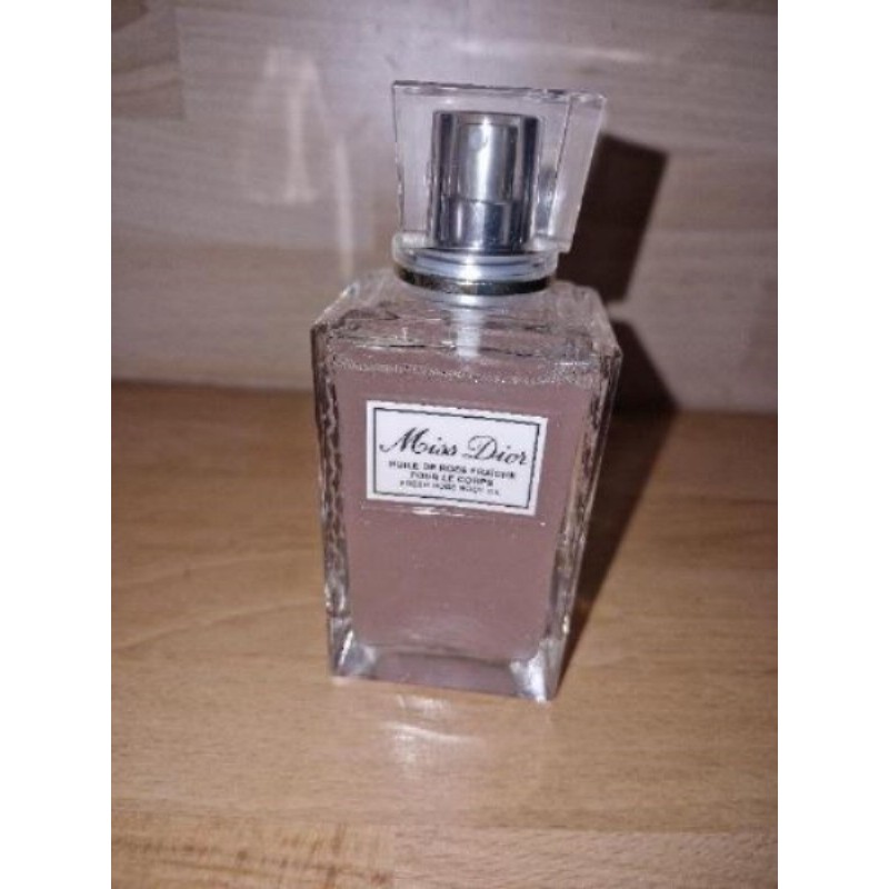 Parfun Miss Dior huile pour le corp neuf st valentin 2026