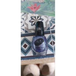 Vernis violet neuf