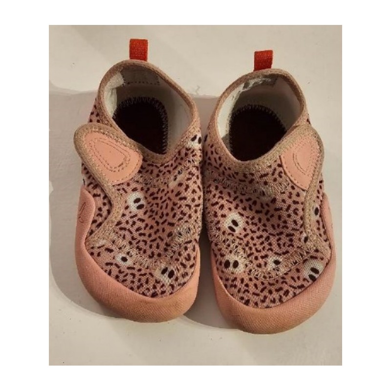 Chaussons souples Decathlon roses 23