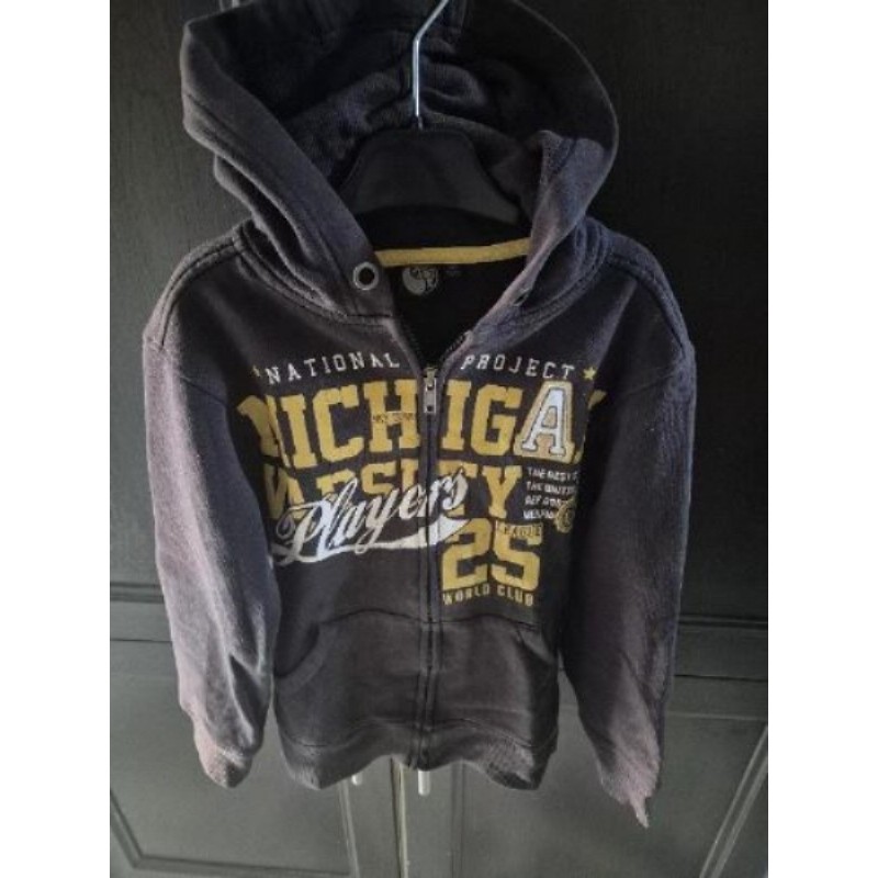 Gilet Kiabi garçon 10ans zip/capuche gris