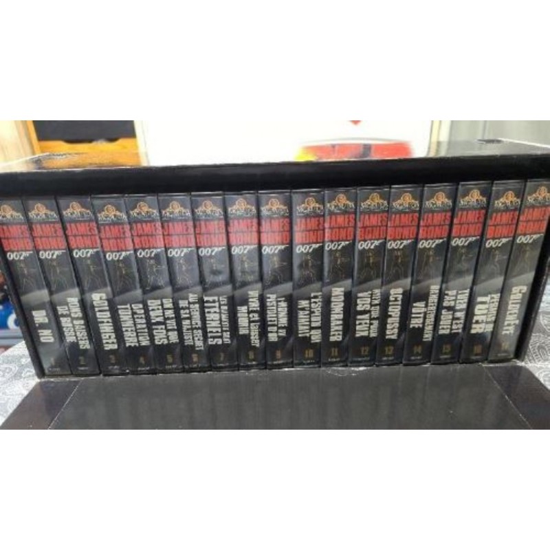Coffret 17 VHS James Bond 