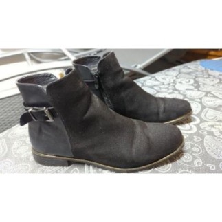 Bottines noires T 39 