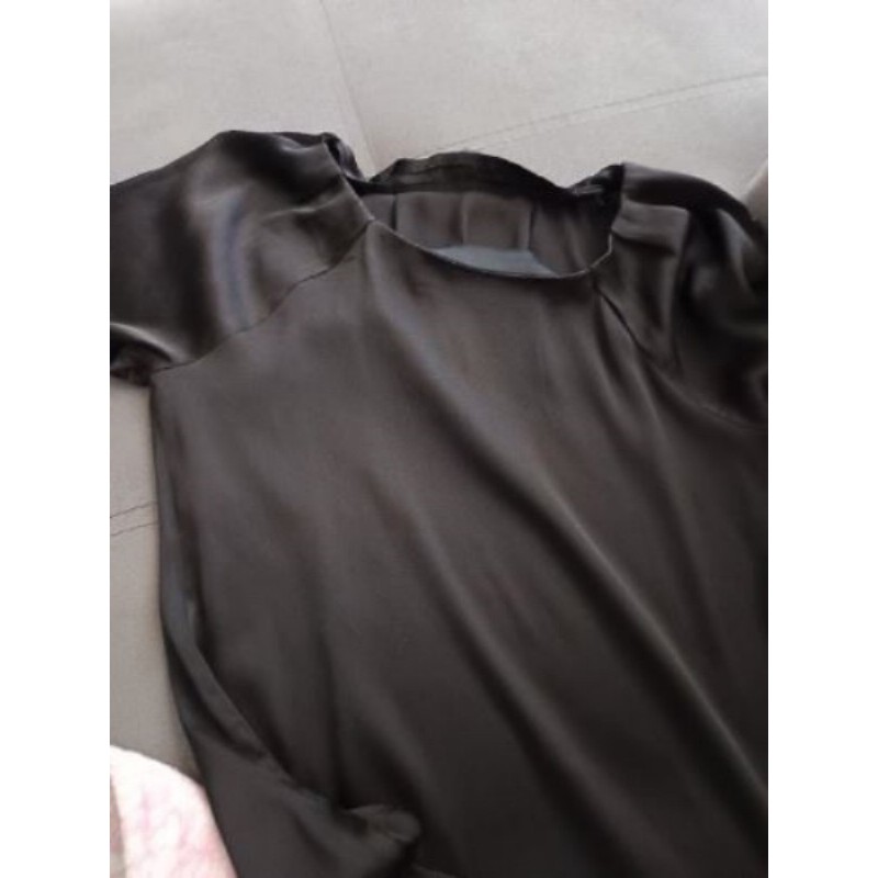 Haut en soie mango noir taille m