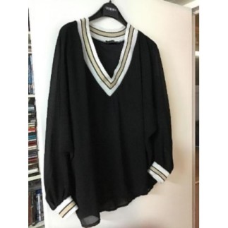 Haut noir en voilage...