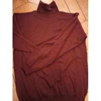 Pull taille 34/36 col roulé...