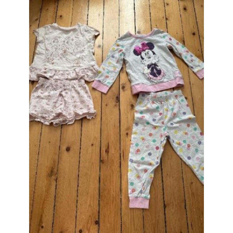 Pyjama Disney 4 ans short ou pantalon 