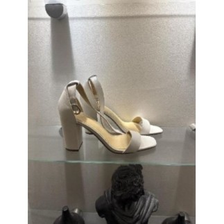 Talons compensées blanc T40