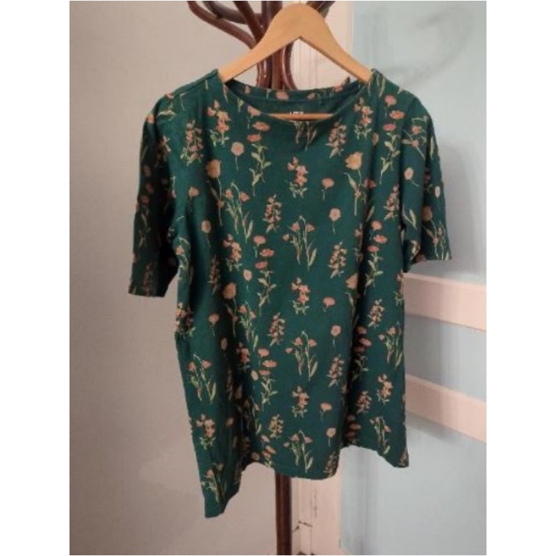 T-shirt Uniqlo, studio Sanderson, TM, stand D10 