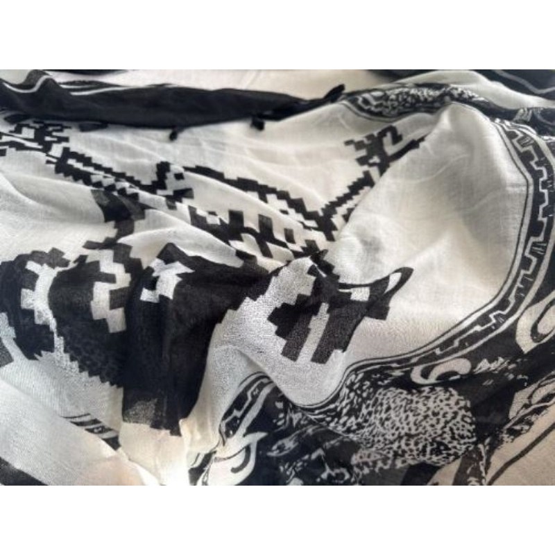 Foulard. Ikks écru noir 