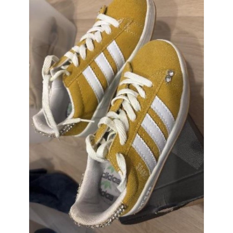 Chaussure adidas jaune 37