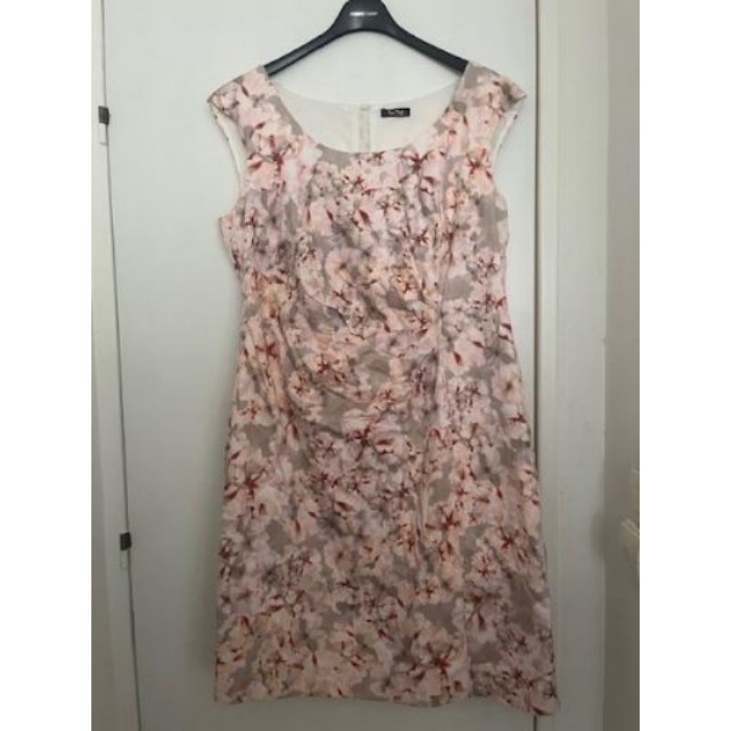 Robe élégante doublée T48 Véra Mont Fleurs