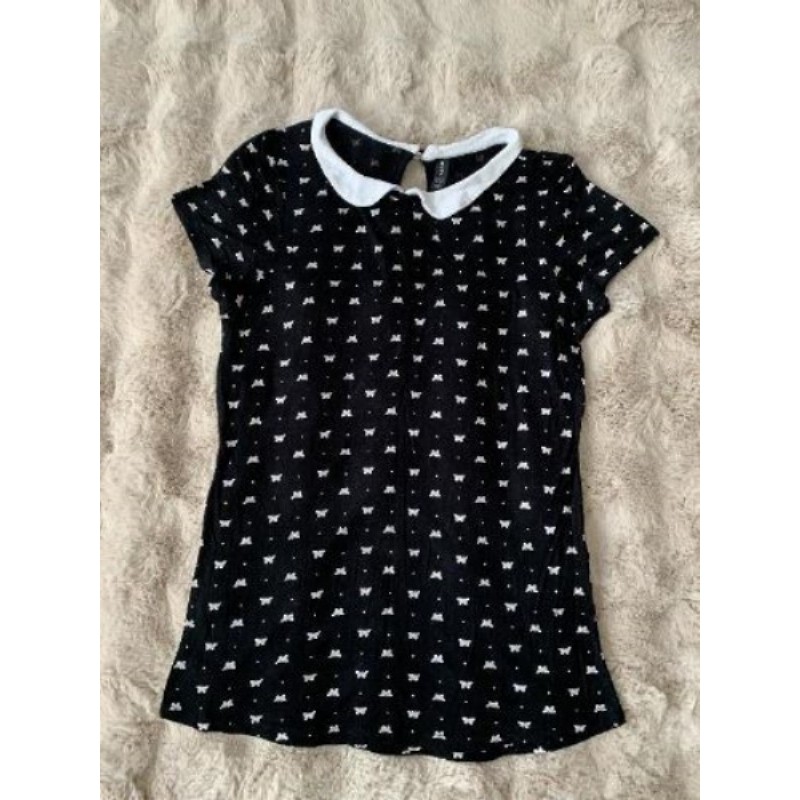 TEE shirt femme noir avec papillons blancs col claudine Kiabi taille M