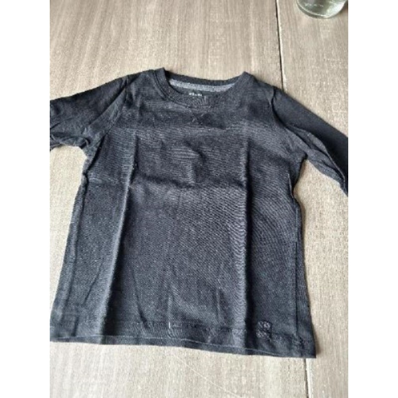 Manches longues noir kiabi 4 ans 