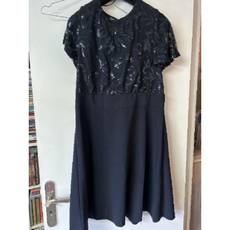 Robe cérémonie bleue et strass 123 taille 42 