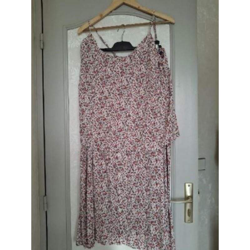 ENSEMBLE JUPE ET DEBARDEUR"CAMAIEU" NEUF TAILLE 44