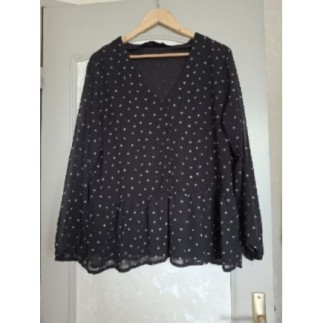 CHEMISIER NOIR ET...