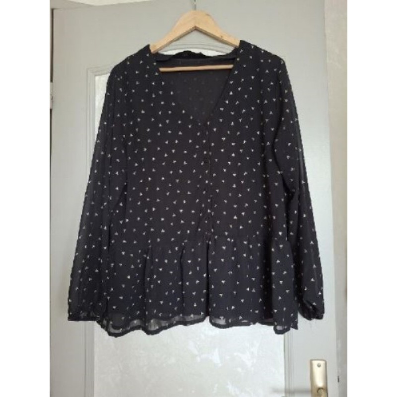 CHEMISIER NOIR ET DORE"INEXTENSO" TAILLE 46