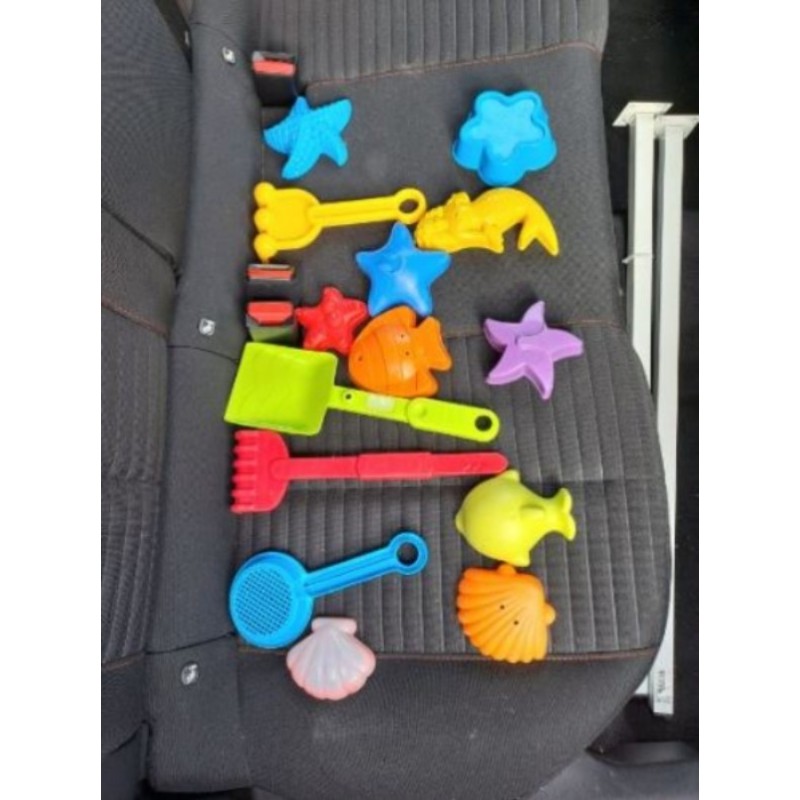 Lot jouets de sable rateau pelle formes