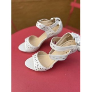 Chaussures d’été blanches T39
