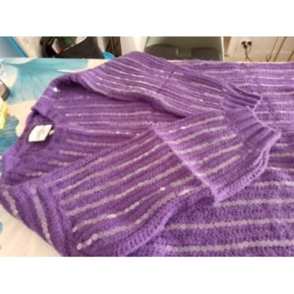 Robe pull neuve sequin...