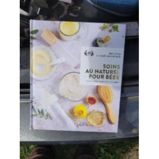 Livre Soins au naturel pour bébé 