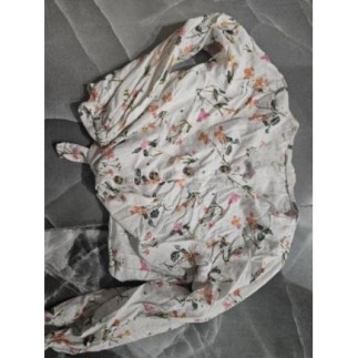 blouse courte fleurie H&M...