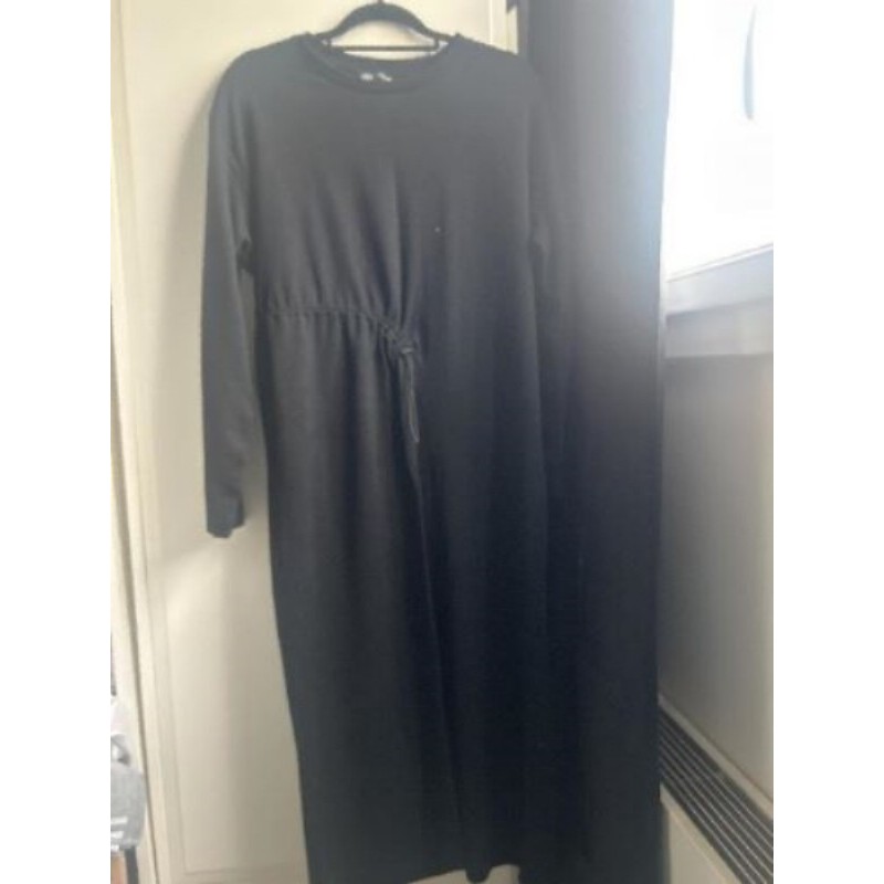 Robe noire Zara taille M 