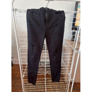 Jean slim noir taille M