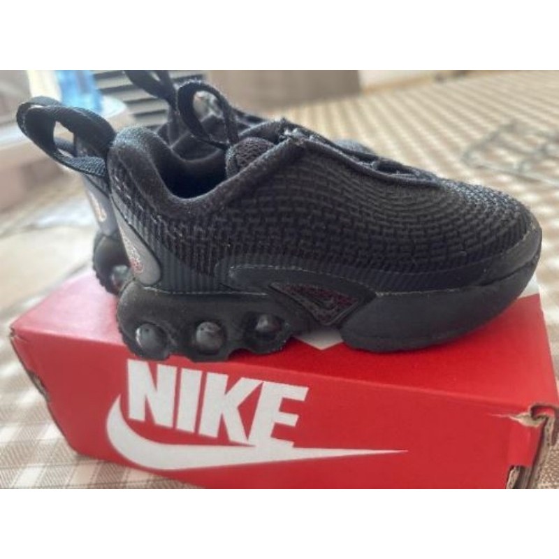 Basket Air Max bébé taille 21