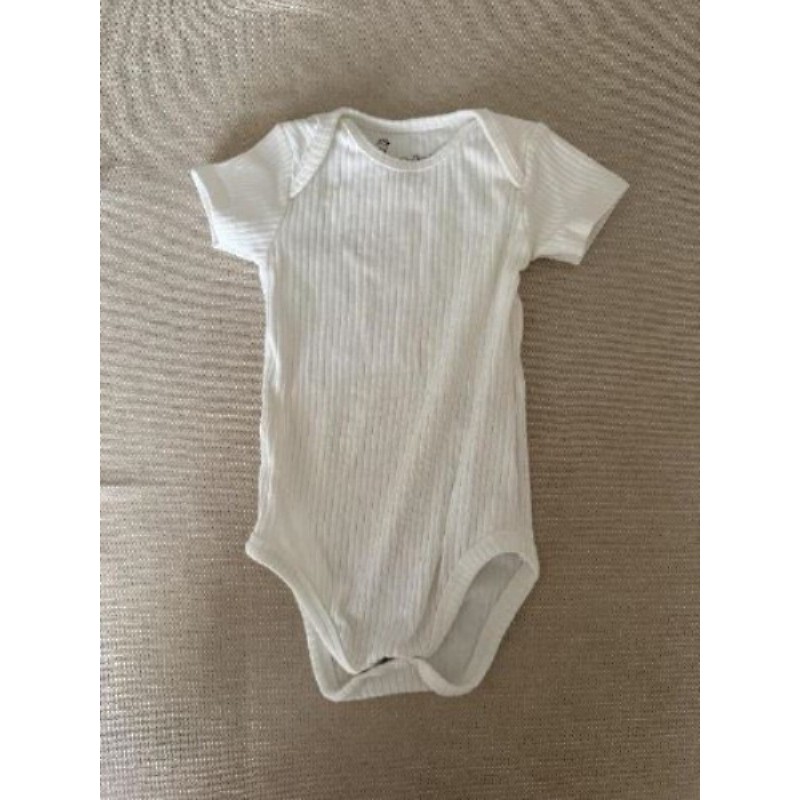 Lot 3 body’s 6 mois