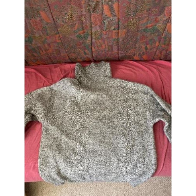 Pull gris col rouler taille 36