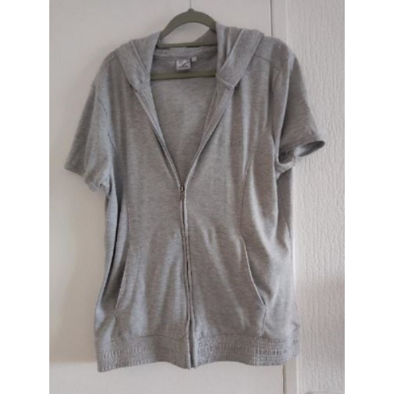 Veste sport à capuche grise taille 46 48