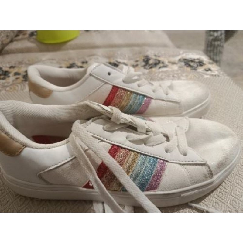 Basket arc en ciel P35