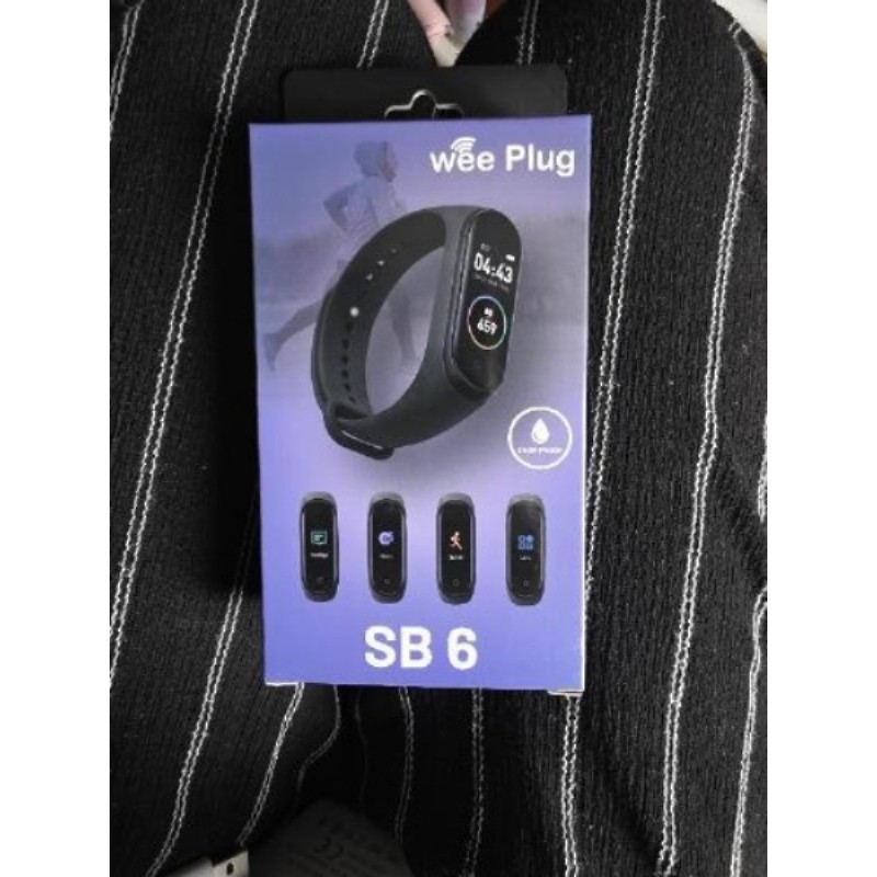 Montre connecté wee plug sb6 neuve 