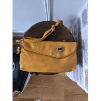 Sac à main jaune moutarde...