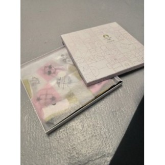 Véritable carré de soie J.O...