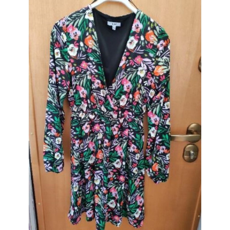 Robe fleurie manches longues  la Halle neuf   36 