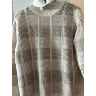 Pull rose et beige 
