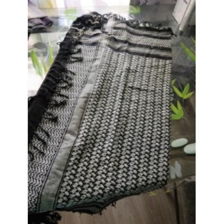 Chicha a motif blanc et noir